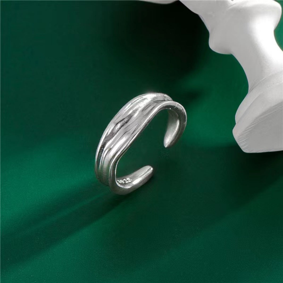 d420ea82-46fe-4a47-80a7-40102cb5cf12-Max